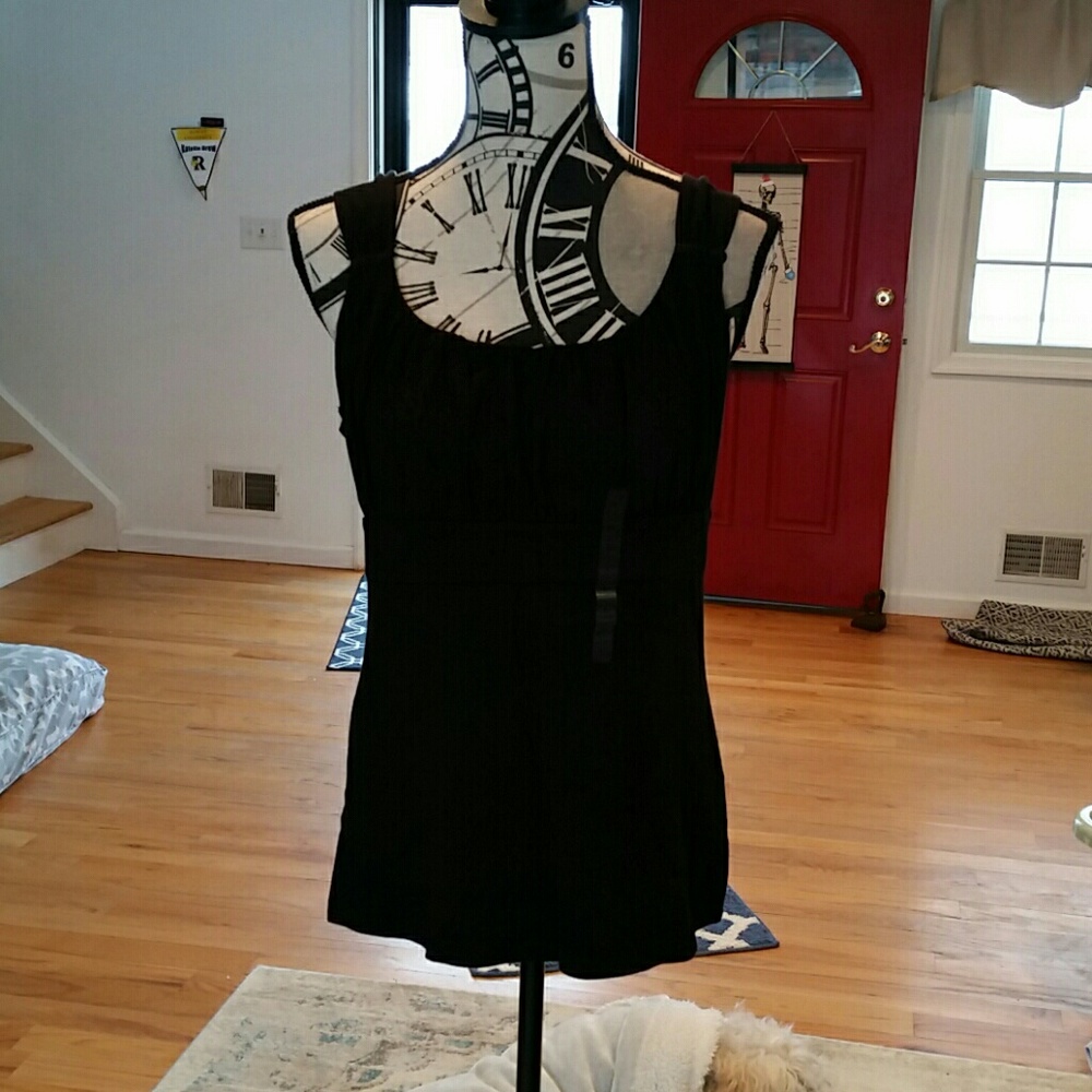 Classic black tank top.